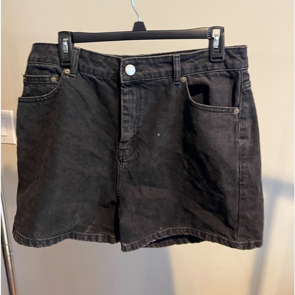 ASOS DESIGN Curve denim dad shorts in wash black